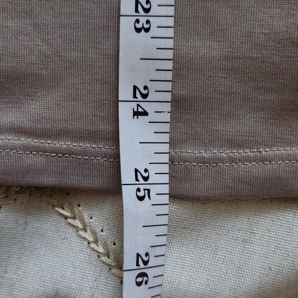 The Impeccable Pig Taupe Sleeveless Blouse‎ Top Size L Modal Blend Keyhole Back - Picture 7 of 7